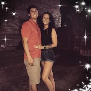 Meet your Posher, Candace